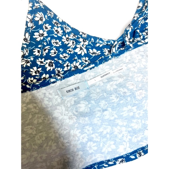 RELISTED - COPY NWOT Kimchi Blue Floral Cropped Tank | Urban Outfitters Bralette - Picture 3 of 3